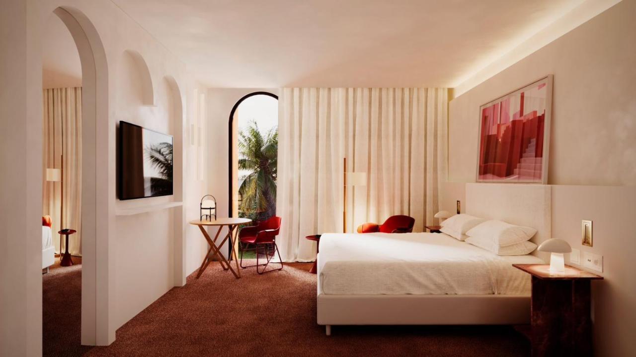 Doubletree By Hilton Ben Guerir Hotel & Residences Benguerir Exterior foto